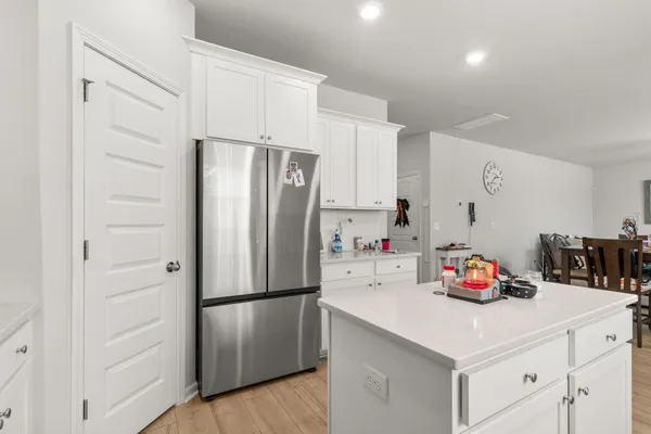 $2,500 | 537 Yellow Leaf Lane, Summerville, SC 29486