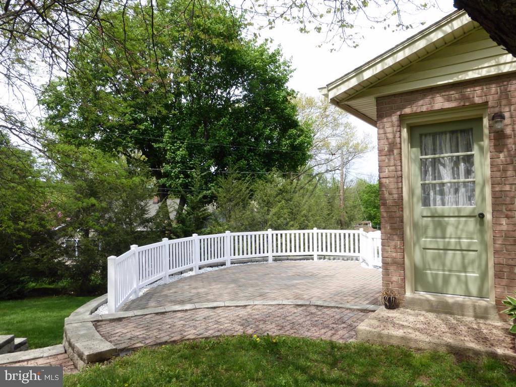 985 Cardinal Road Lancaster, PA 17601 - Photo 25 of 29 Gallery Image 25
