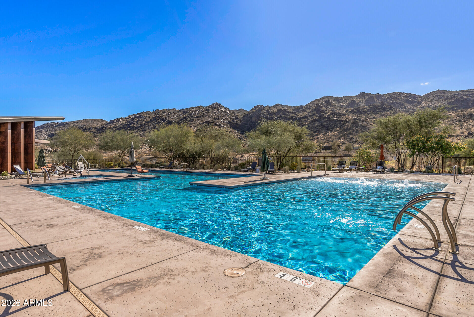 813 East Corral Road Phoenix, AZ 85042 - Photo 61 of 67 62_1113_E_La_Mirada62_mls