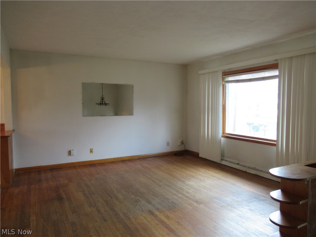 2989 Greer Road Akron, OH 44319 - Photo 2 of 23