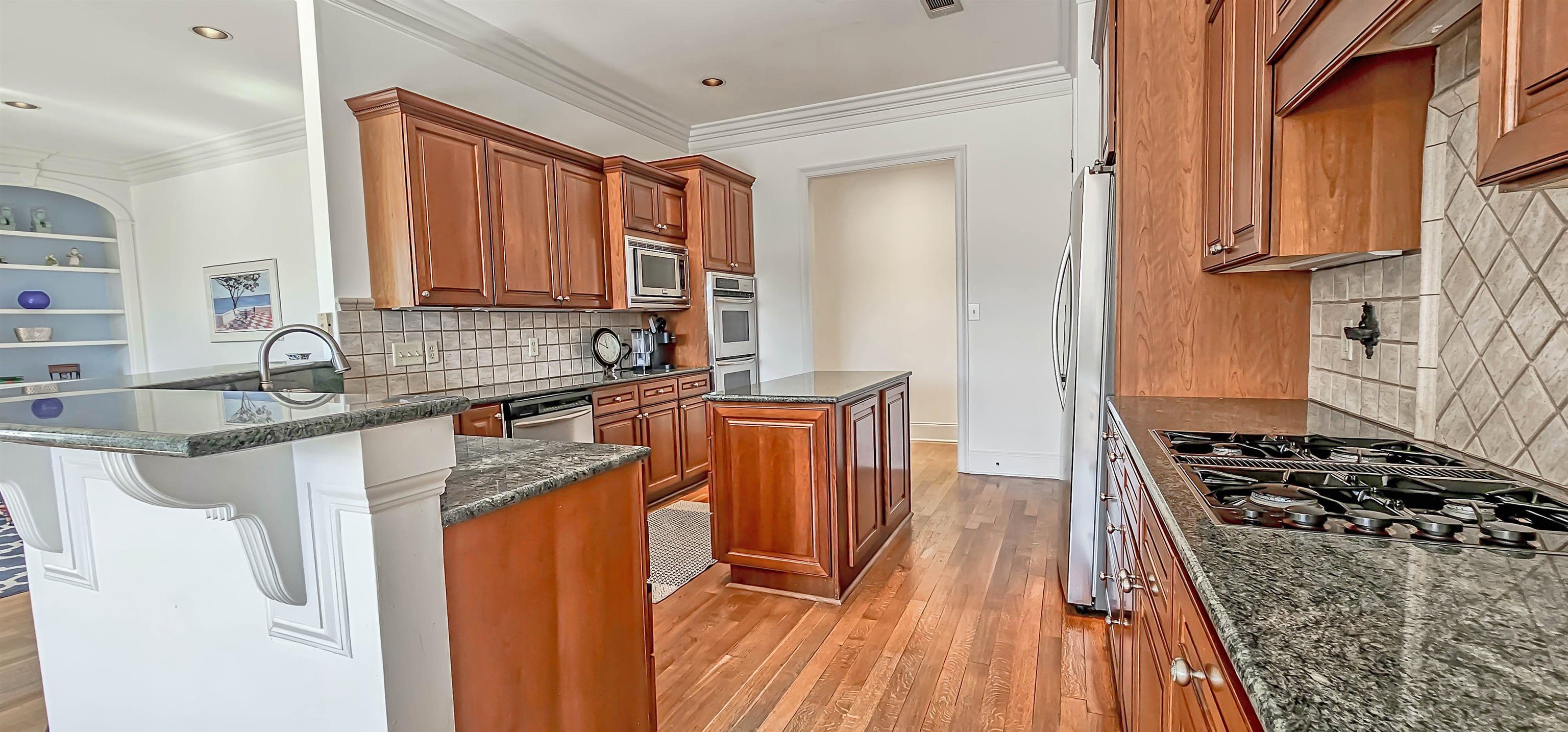 10107 Avent Ridge Collierville, TN 38017 - Photo 13 of 40