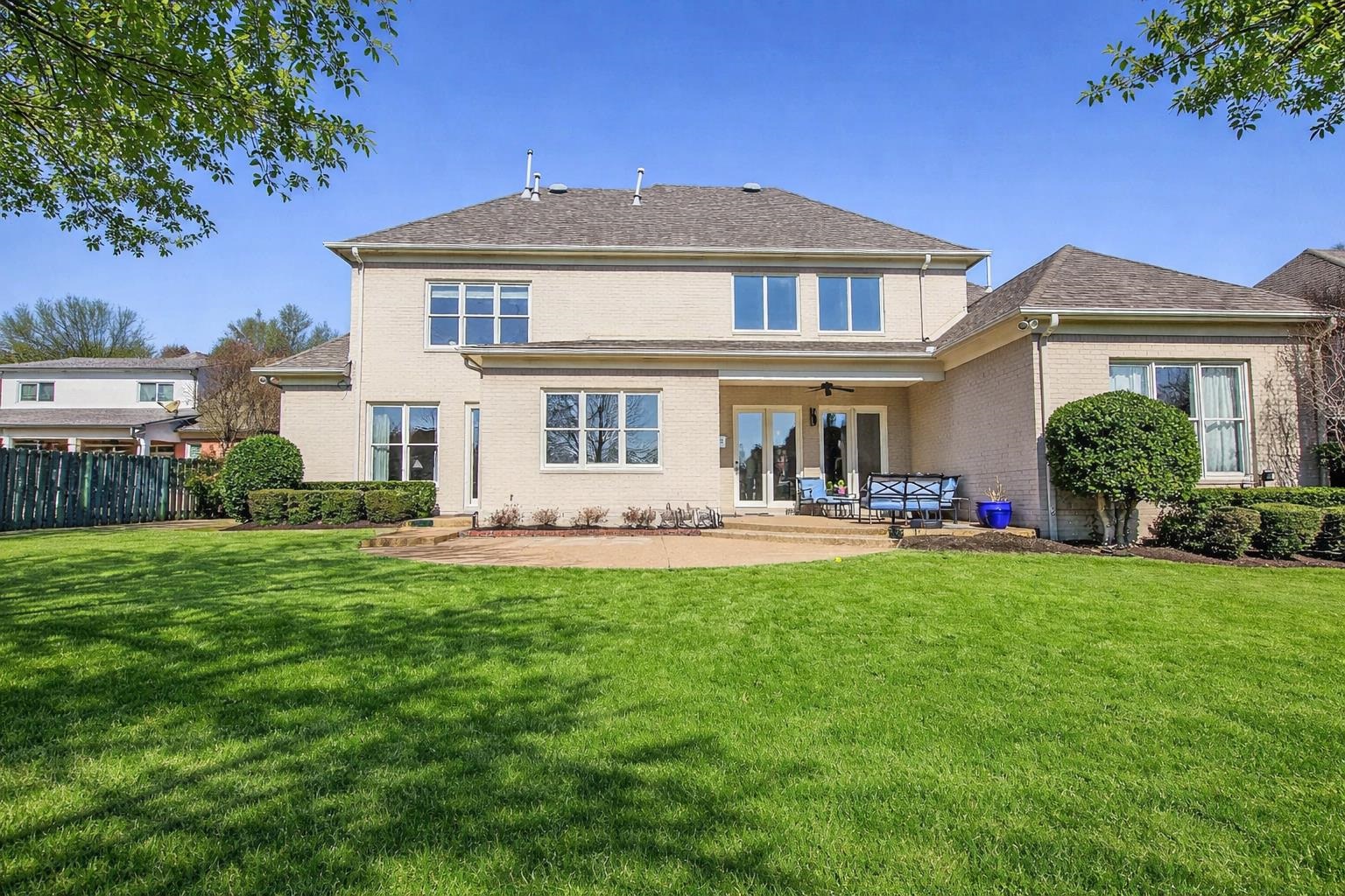 10107 Avent Ridge Collierville, TN 38017 - Photo 4 of 40