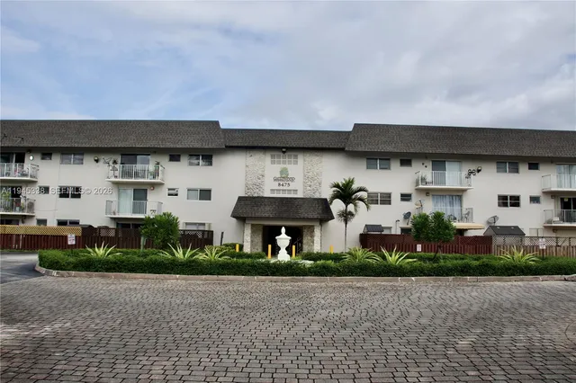 $269,000 | 8475 Southwest 94th Street, Unit 203E, Miami, FL 33156
