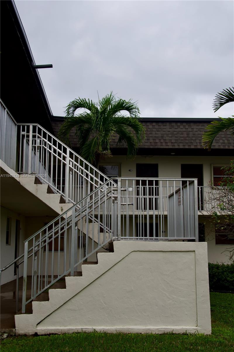 8475 Southwest 94th Street, Unit 203E Miami, FL 33156 - Photo 5 of 29