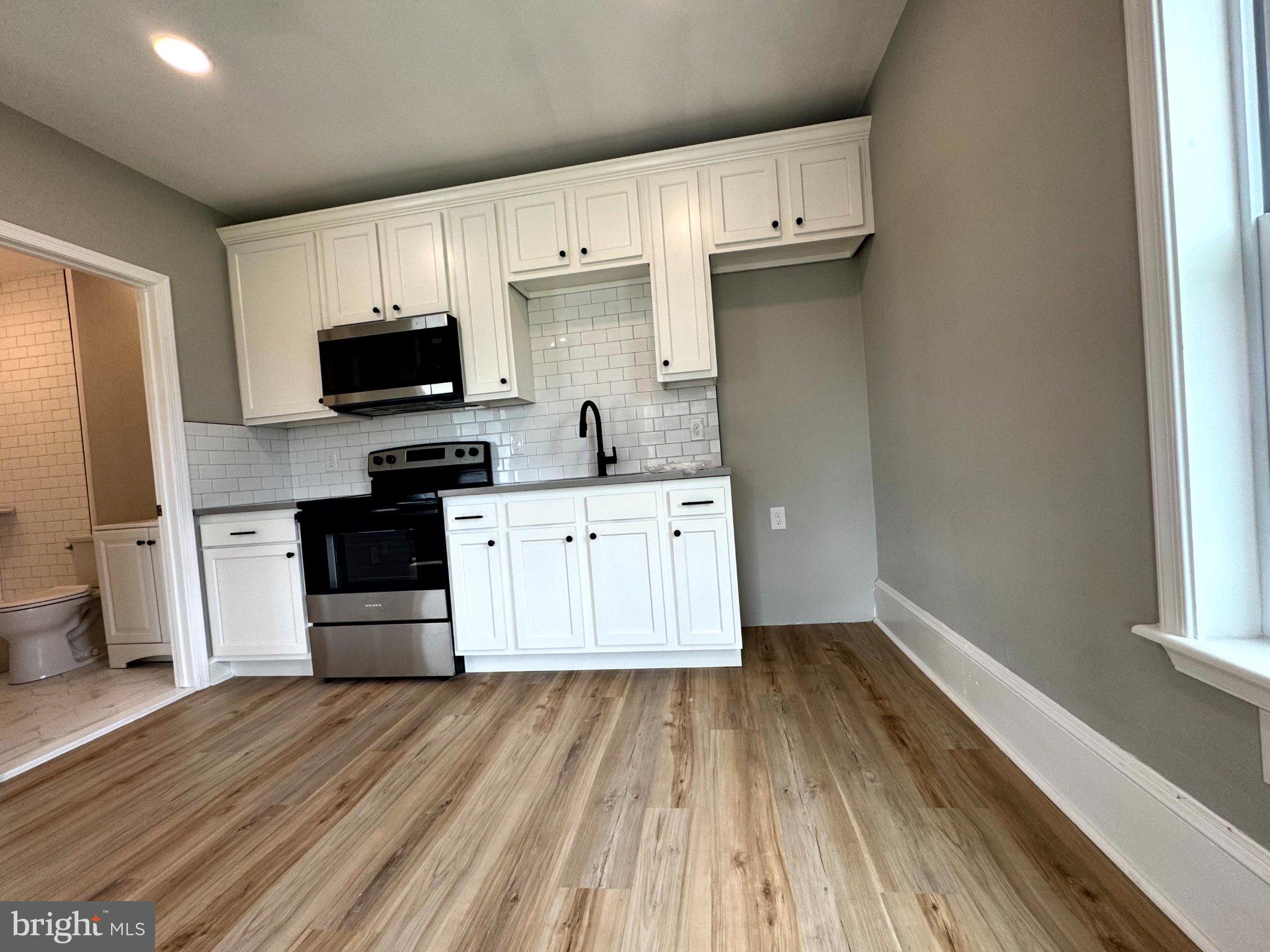 77 Byberry Road, Unit B Hatboro, PA 19040 - Photo 20 of 30 Gallery Image 20