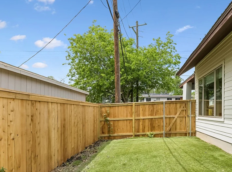5305 Guadalupe Street, Unit A Austin, TX 78751 - Photo 23 of 31 View of fenced backyard