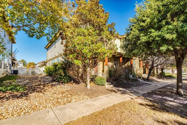 $2,050 | 512 Lookout Tree Lane, Round Rock, TX 78664