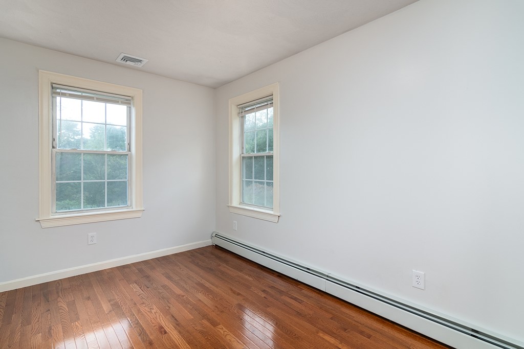 1 Bridgeview Drive Richmond, RI 02892 - Photo 20 of 34 Bedroom #2
second floor