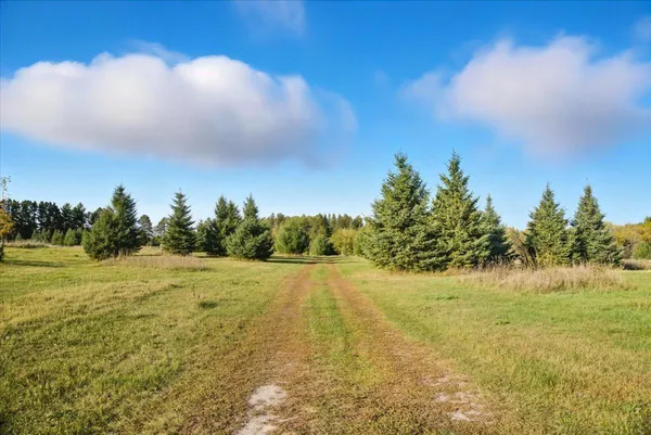 $1,499,999 | 185 Crow Wing Lake Drive Northeast, Akeley, MN 56433