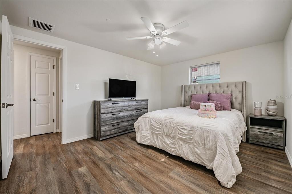 3643 Bedford Street New Port Richey, FL 34652 - Photo 12 of 31