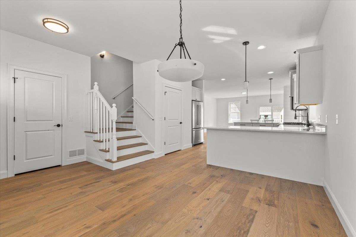 130 Aurora Road South Burlington, VT 05403 - Photo 7 of 53 Gallery Image 7