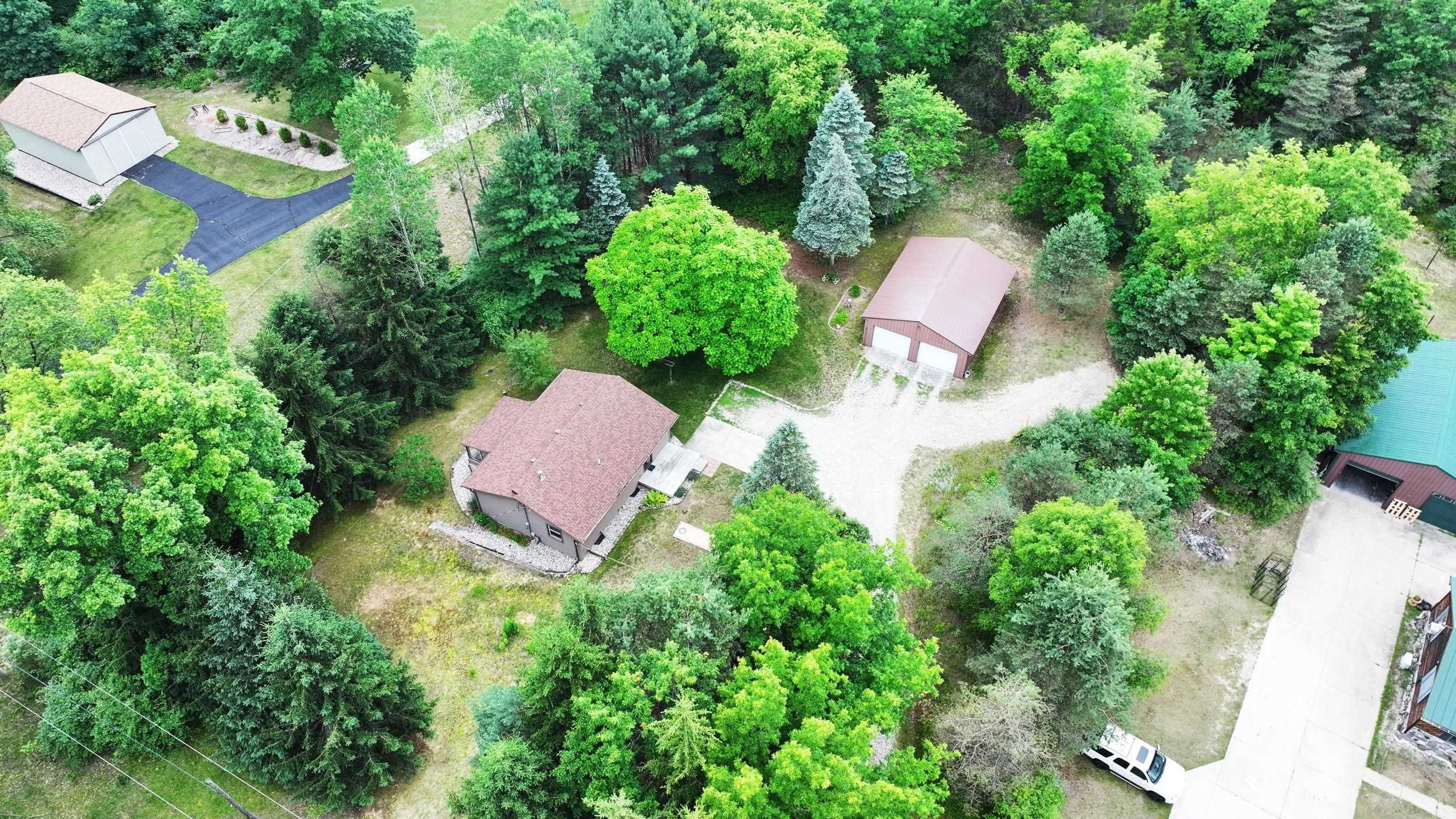3602 South Winn Road Mount Pleasant, MI 48858 - Photo 9 of 38