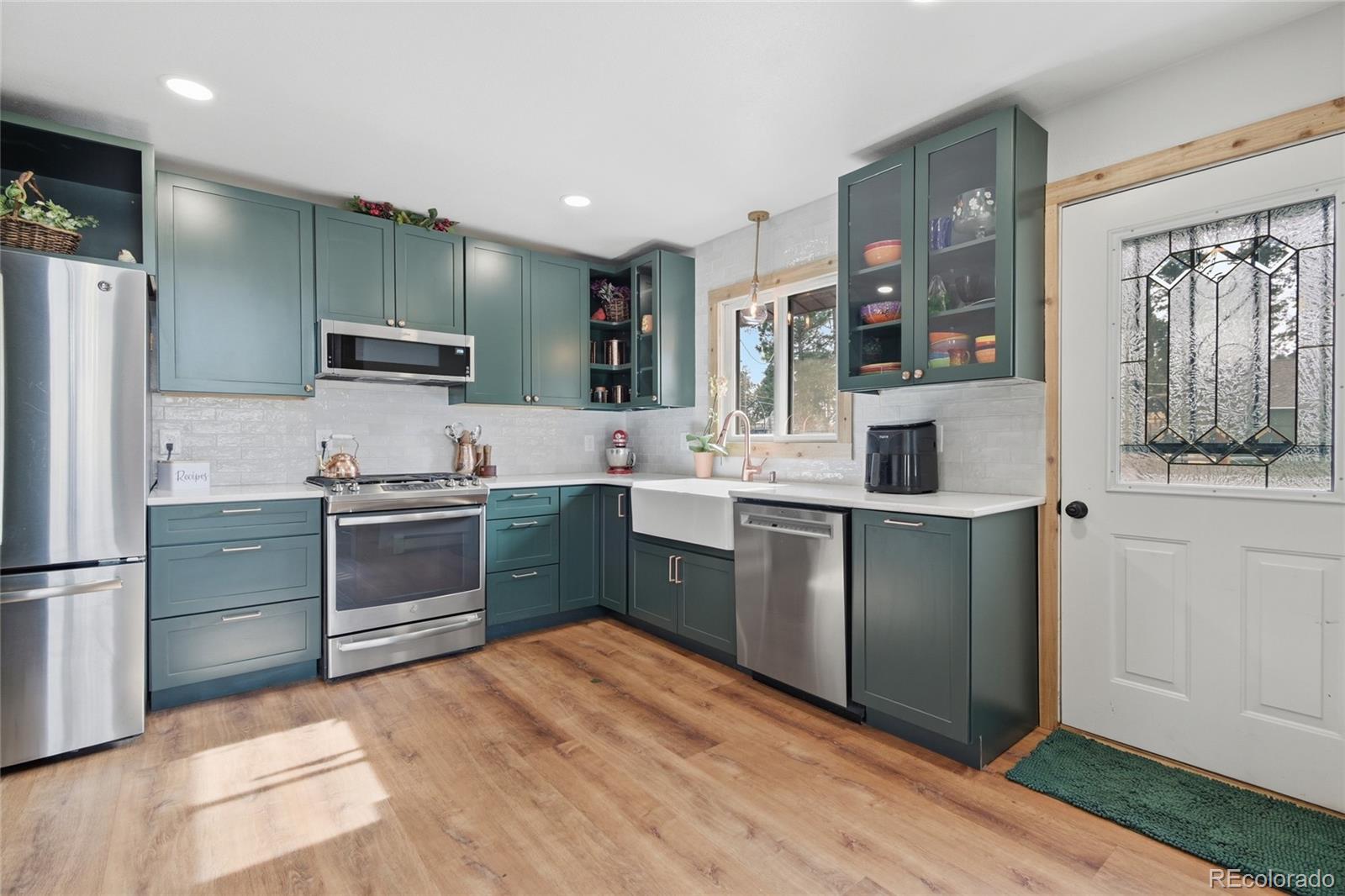 24597 Stanley Park Road Evergreen, CO 80439 - Photo 8 of 48