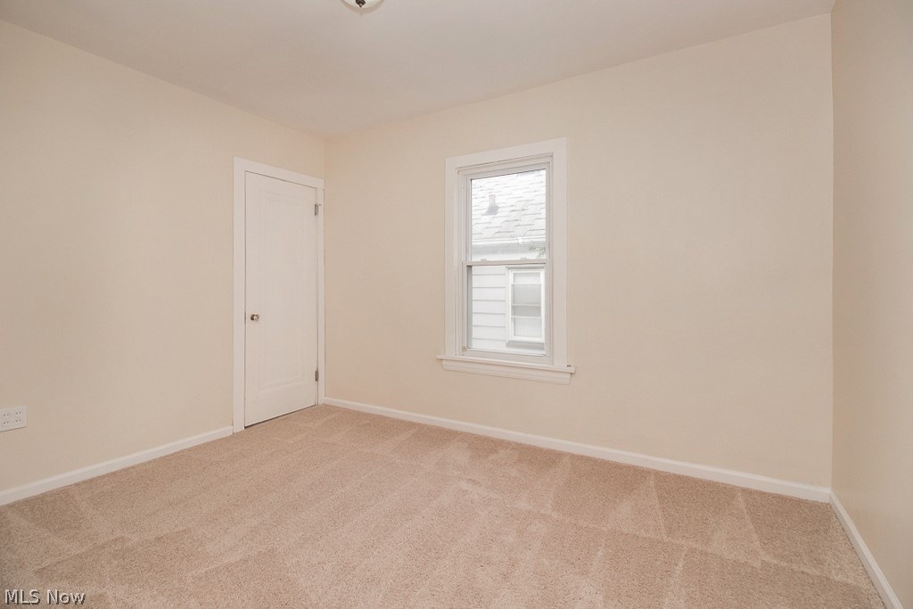 14989 Rockside Road Maple Heights, OH 44137 - Photo 18 of 35