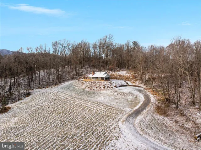 $680,000 | 472 Wesley Lane, Bentonville, VA 22610