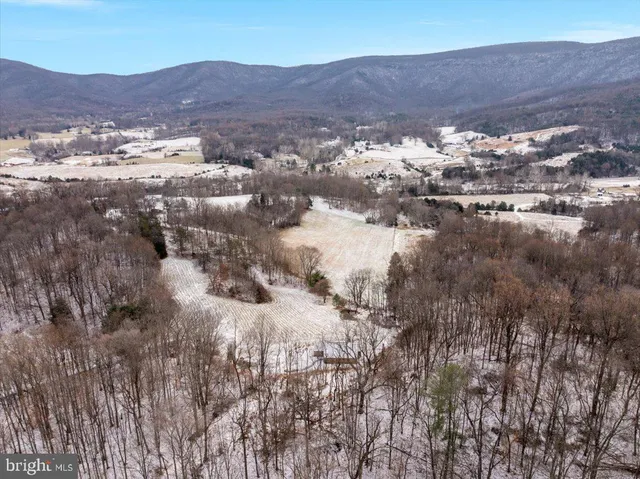 $680,000 | 472 Wesley Lane, Bentonville, VA 22610