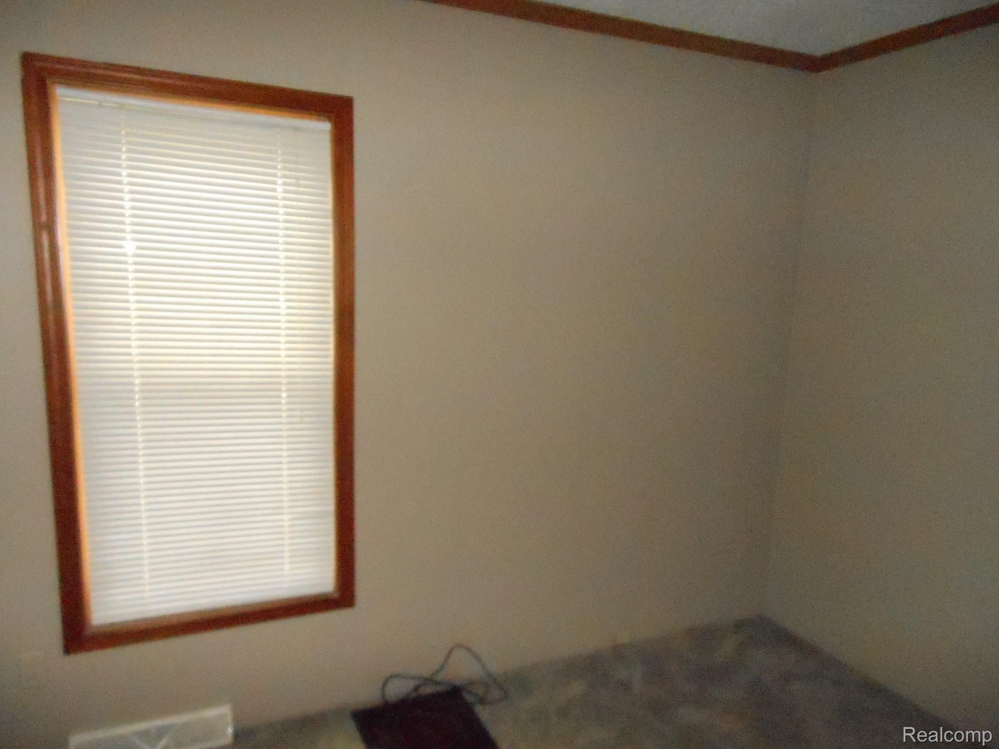 3333 Ravenswood Road Marysville, MI 48040 - Photo 12 of 16 DSCN1931.JPG