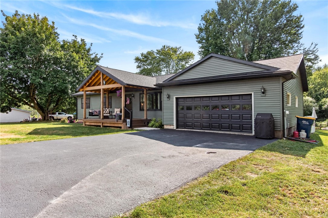 670 Larue Road Manchester, NY 14432 - Photo 3 of 32