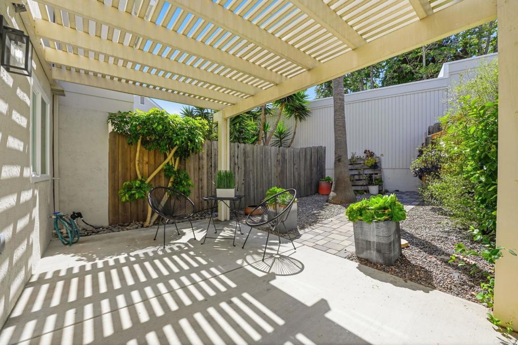 821 Del Mar Downs Road, Unit D Solana Beach, CA 92075 - Photo 21 of 29