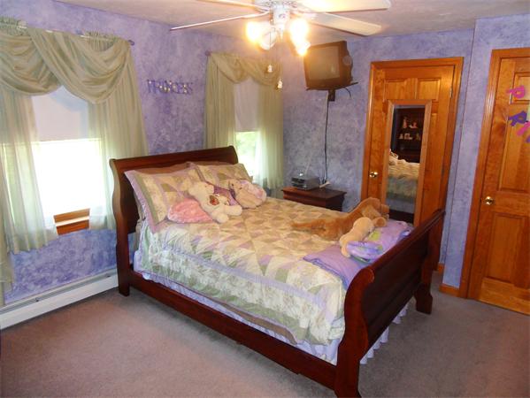 153 Brookfield Road Brimfield, MA 01010 - Photo 21 of 30 Gallery Image 21