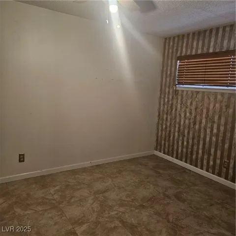 $1,445 | 350 East Desert Inn Road, Unit C203, Las Vegas, NV 89109