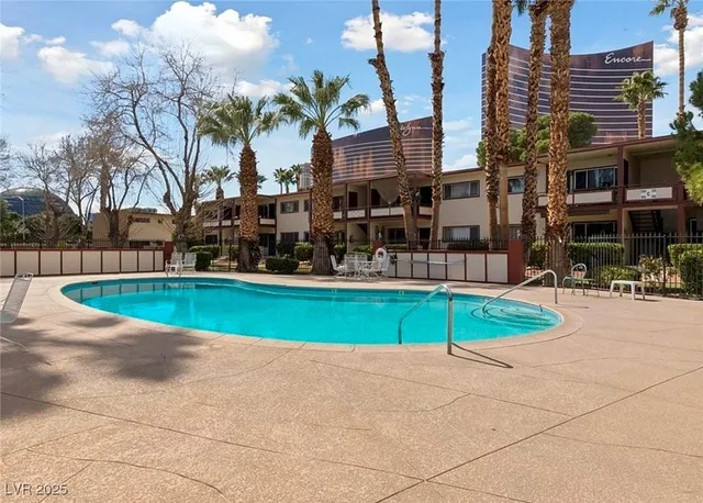 $1,445 | 350 East Desert Inn Road, Unit C203, Las Vegas, NV 89109