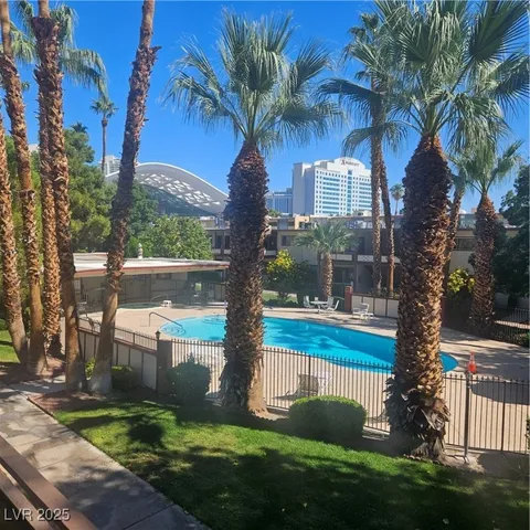 $1,445 | 350 East Desert Inn Road, Unit C203, Las Vegas, NV 89109