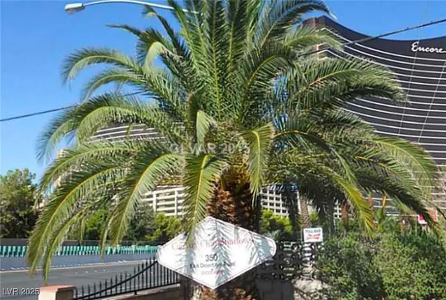 $1,445 | 350 East Desert Inn Road, Unit C203, Las Vegas, NV 89109