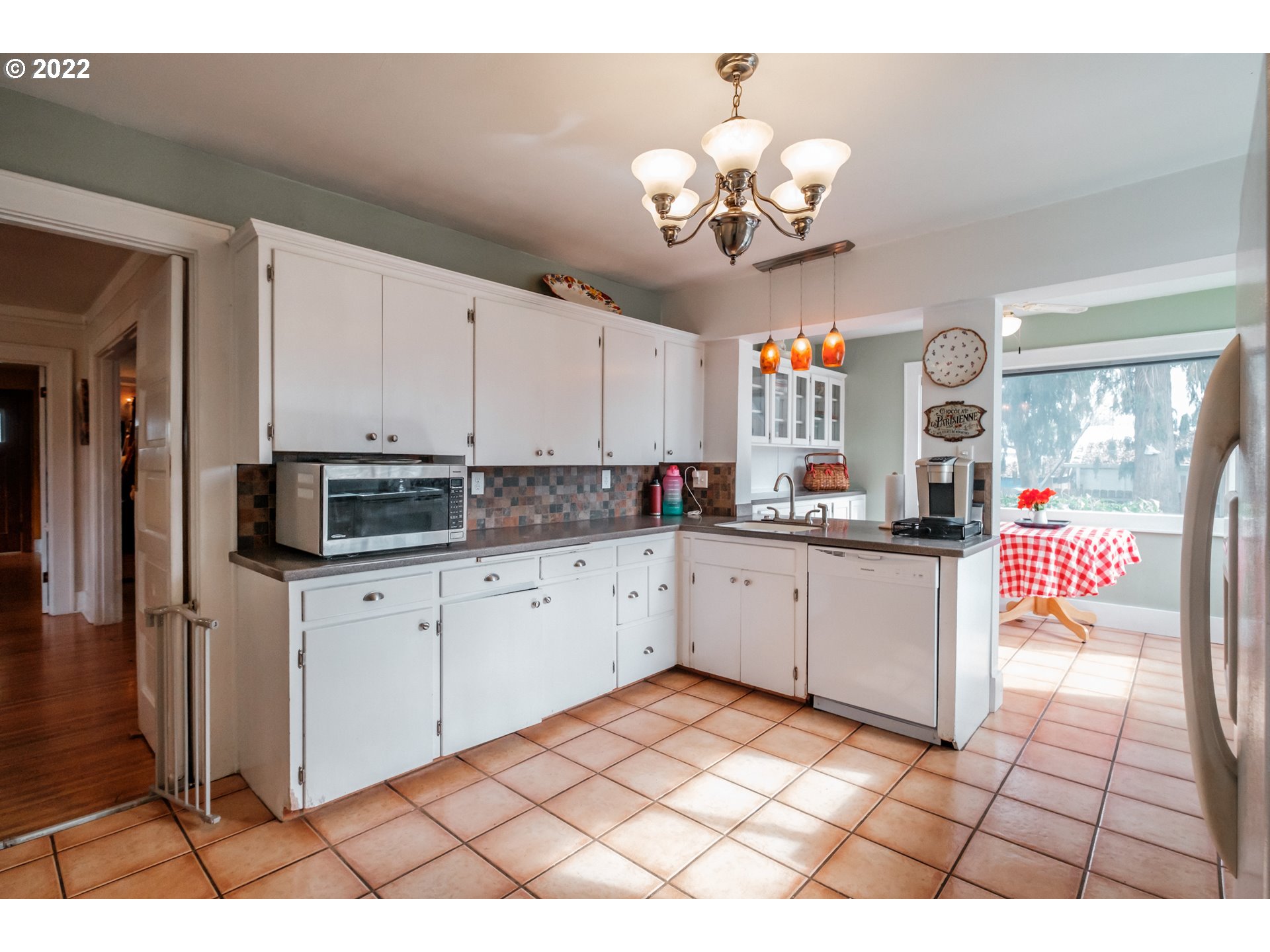 581 Southwest Washington Street Dallas, OR 97338 - Photo 13 of 32 Gallery Image 13