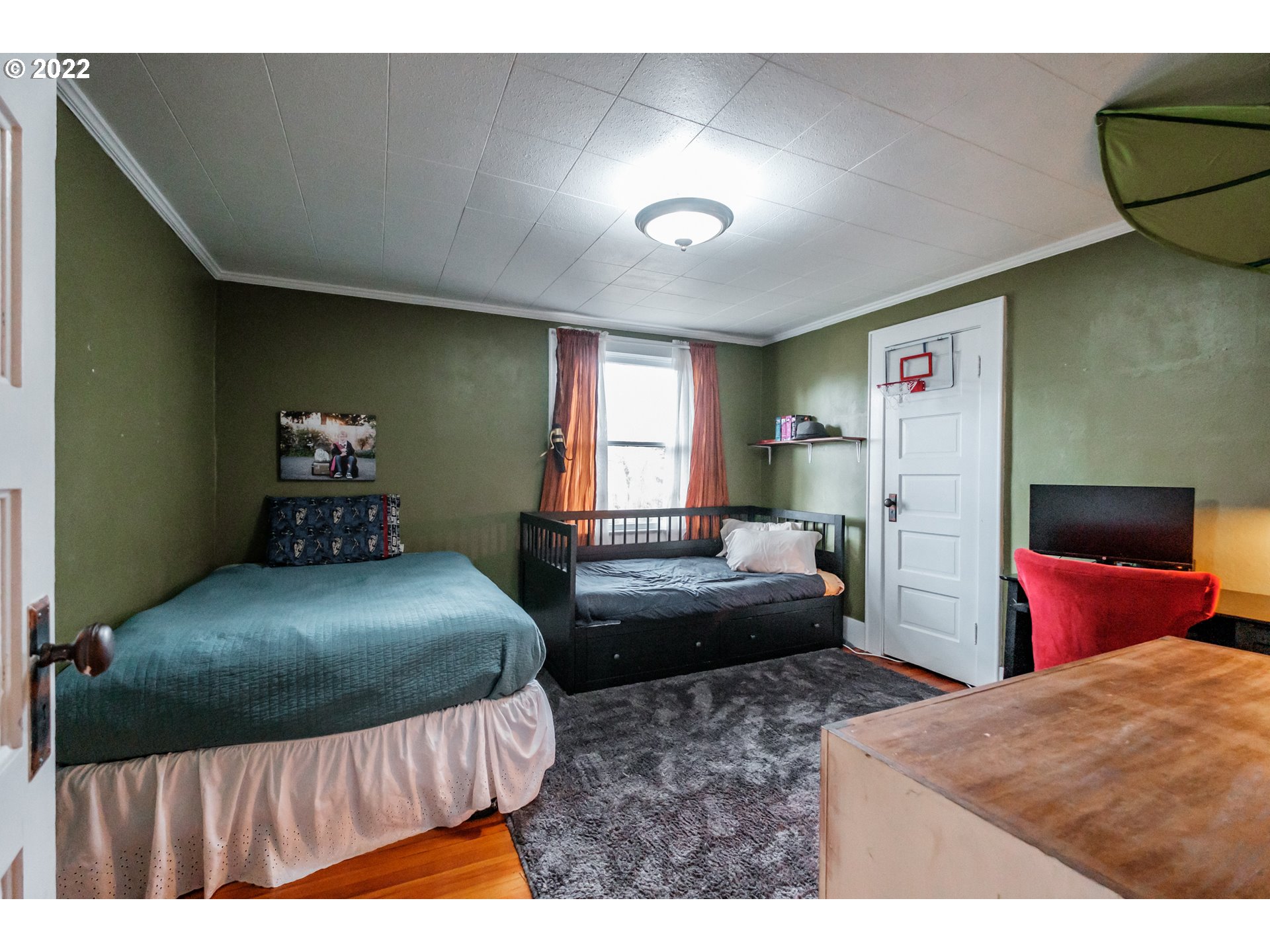 581 Southwest Washington Street Dallas, OR 97338 - Photo 21 of 32 Gallery Image 21