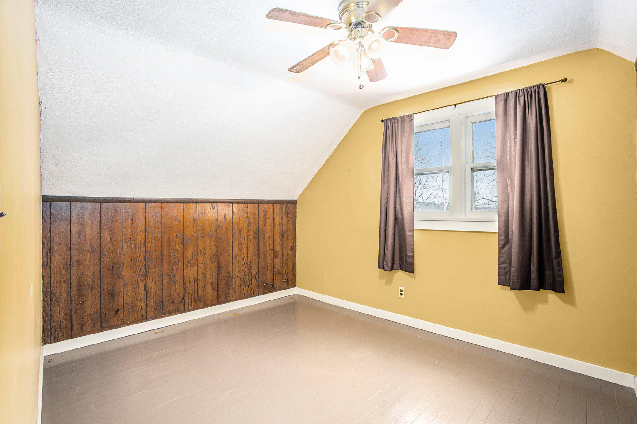 1529 West Hansen Road Scottville, MI 49454 - Photo 31 of 54 Bedroom 3 - Upper