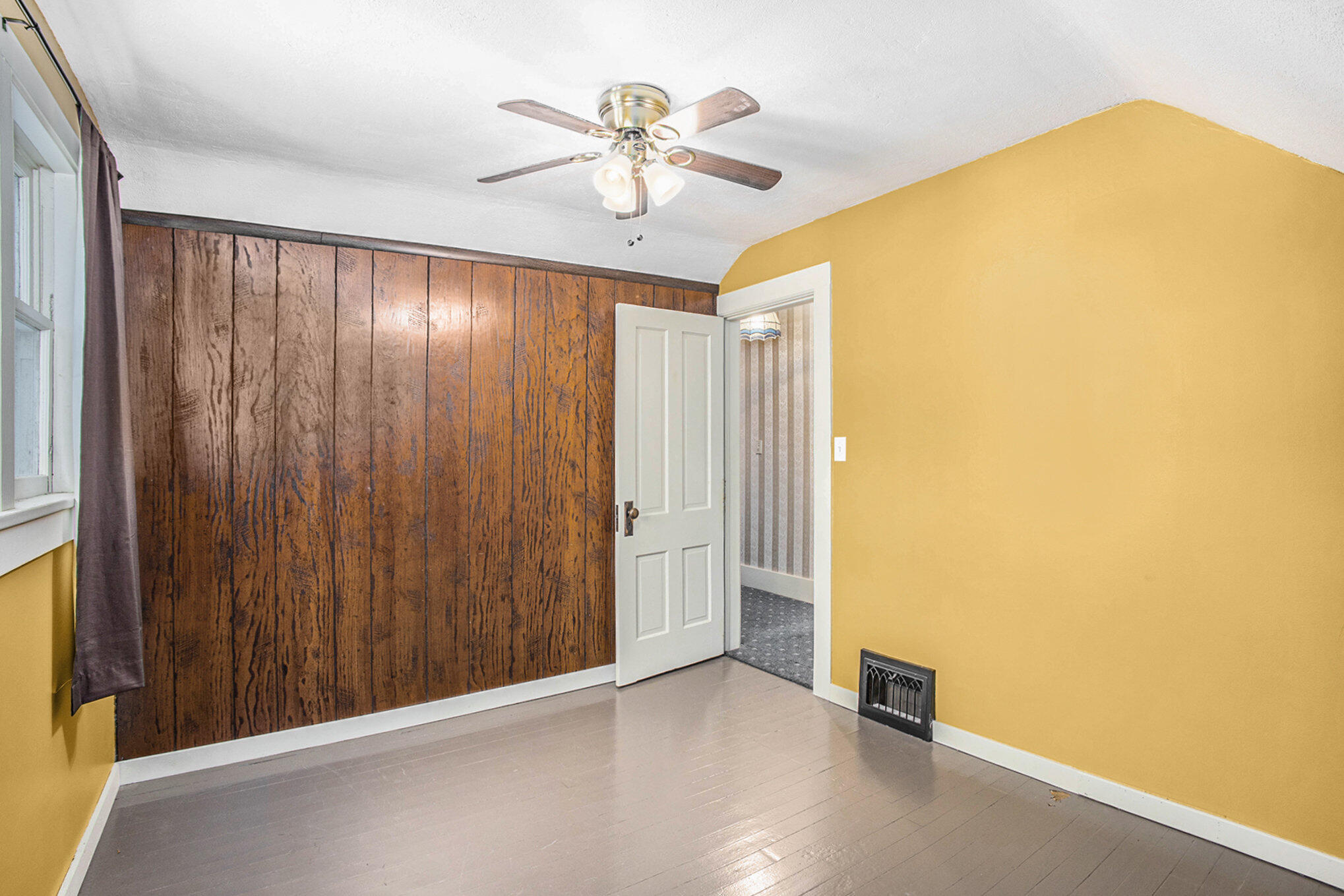 1529 West Hansen Road Scottville, MI 49454 - Photo 33 of 54 Bedroom 3 - Upper