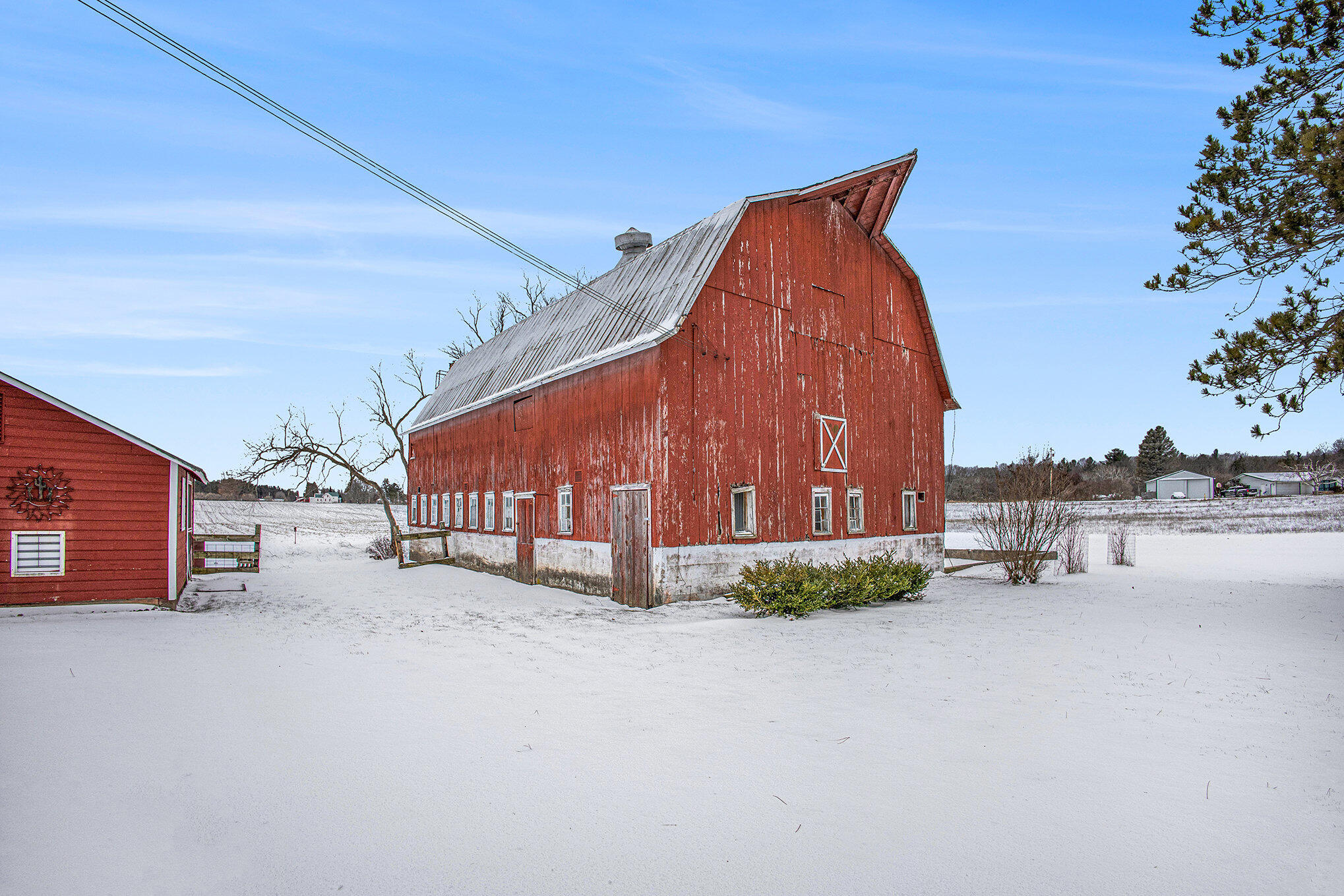 1529 West Hansen Road Scottville, MI 49454 - Photo 44 of 54 Barn