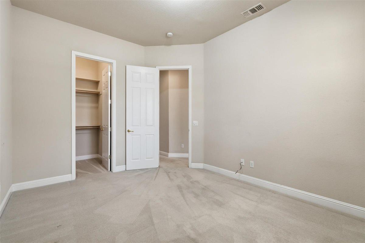 4129 Poppleton Way Carmichael, CA 95608 - Photo 38 of 48 an empty room with closet area