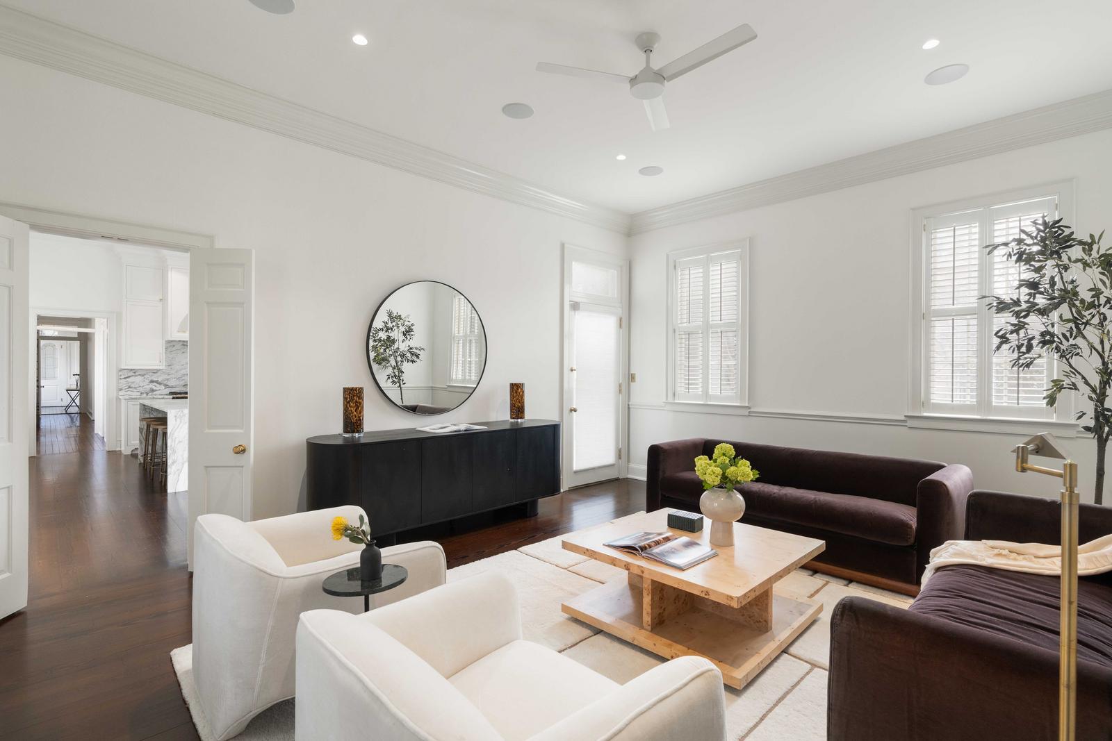 21 New Street Charleston, SC 29401 - Photo 21 of 64 30 Living Room