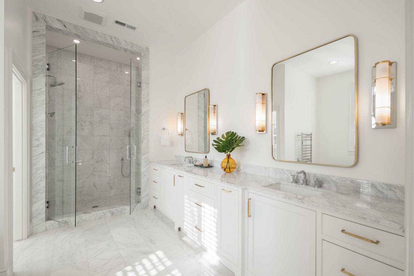 21 New Street Charleston, SC 29401 - Photo 41 of 64 54 Primary Bathroom