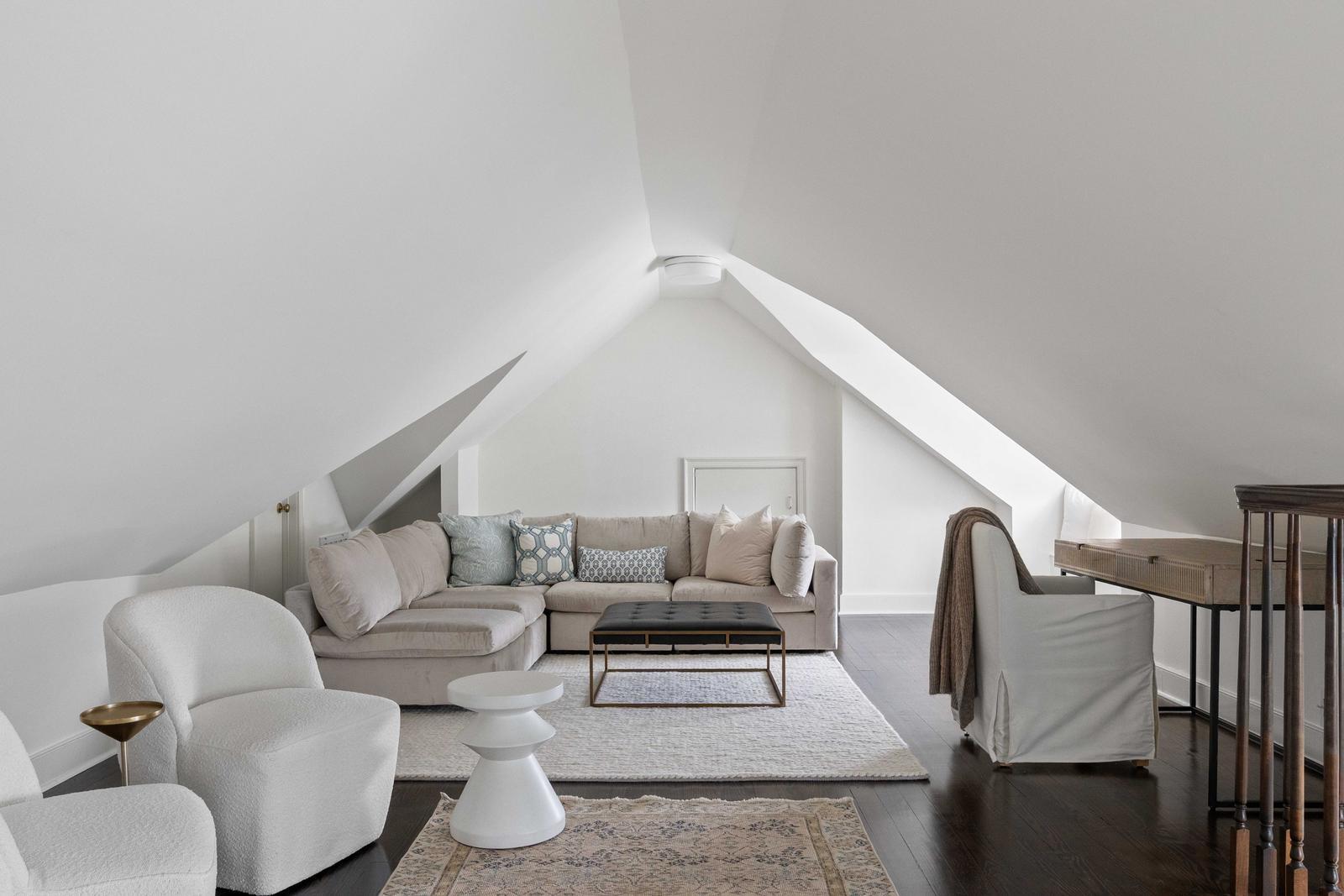 21 New Street Charleston, SC 29401 - Photo 50 of 64 103 Third Floor Rec Room