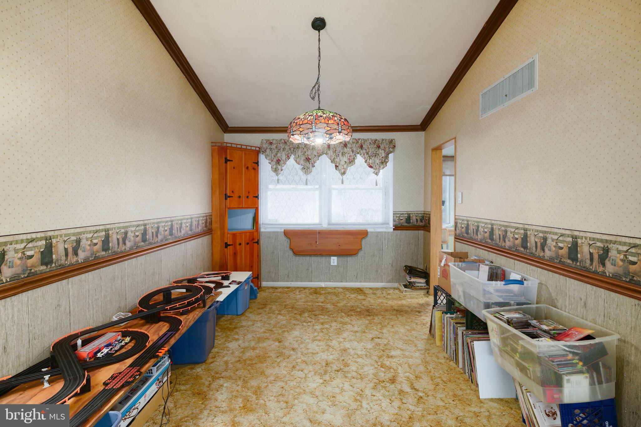 3817 Oakhill Road Philadelphia, PA 19154 - Photo 13 of 33 Gallery Image 13