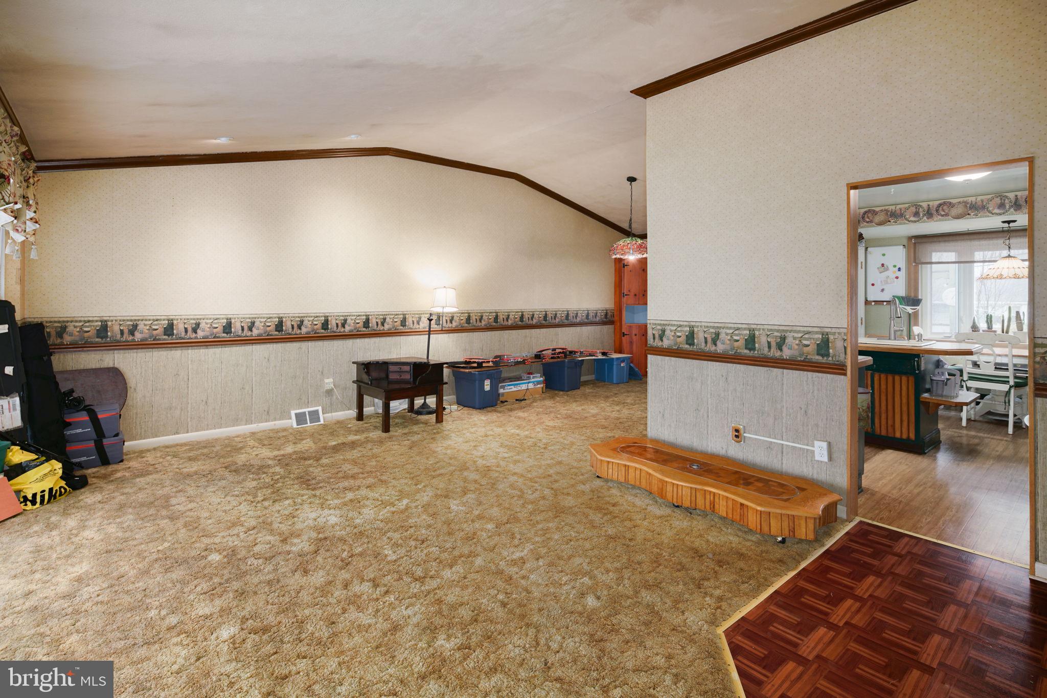 3817 Oakhill Road Philadelphia, PA 19154 - Photo 9 of 33 Gallery Image 9