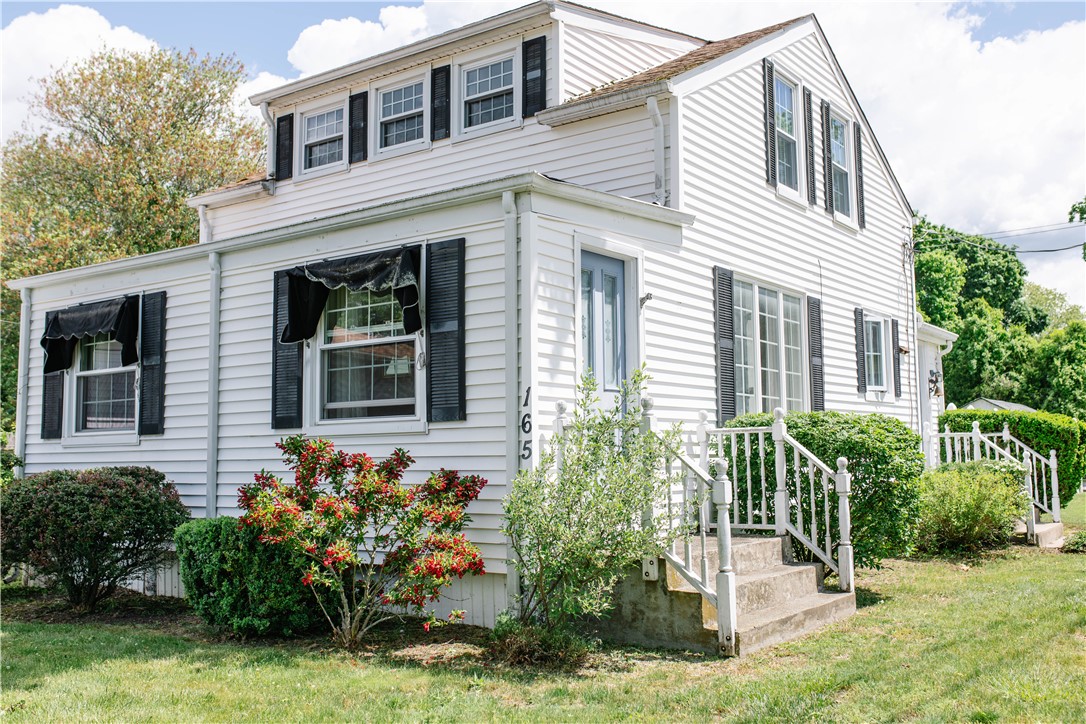 165 Sowams Road Barrington, RI 02806 - Photo 2 of 25