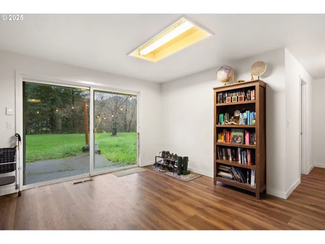 $460,000 | 108 Pahatu, North Bonneville, WA 98639