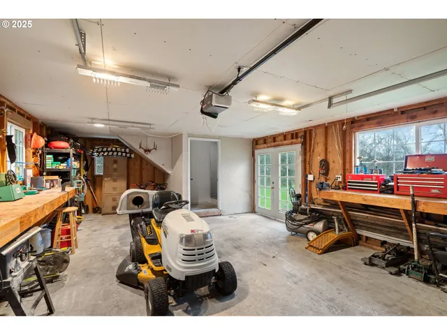 $460,000 | 108 Pahatu, North Bonneville, WA 98639