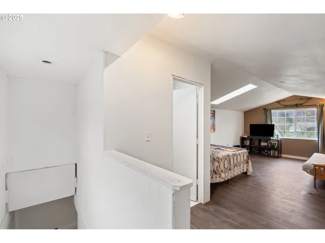 $460,000 | 108 Pahatu, North Bonneville, WA 98639