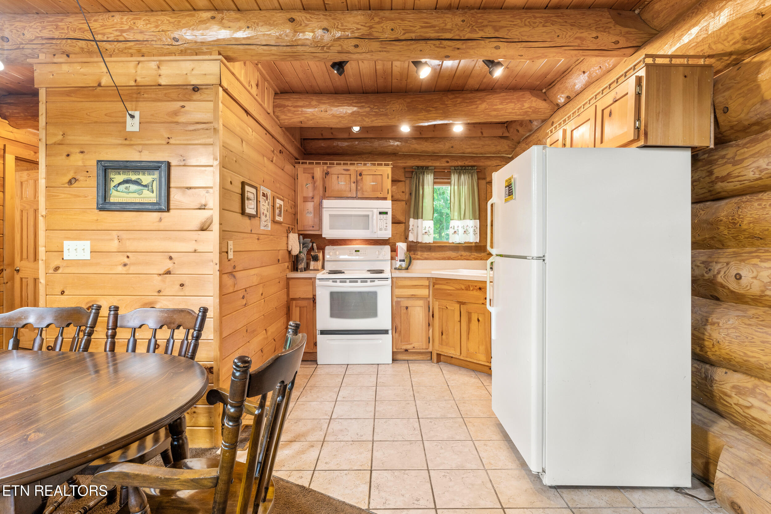 617 Almost Heaven Way Sevierville, TN 37876 - Photo 18 of 44 617 almost heaven way-18