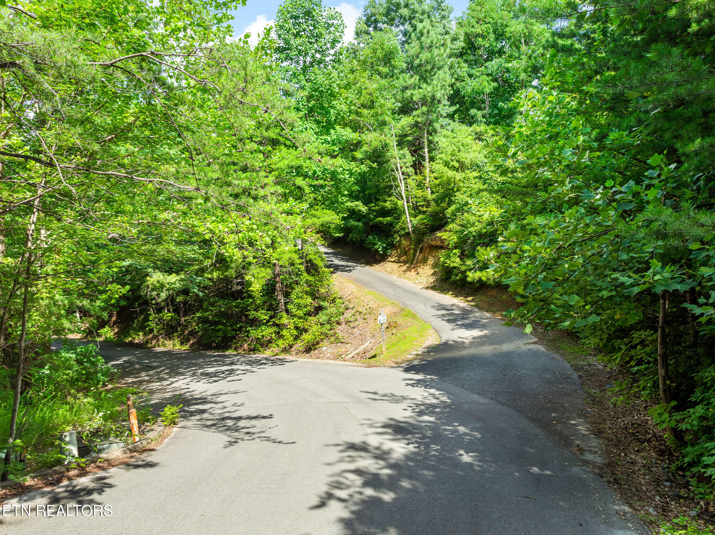 617 Almost Heaven Way Sevierville, TN 37876 - Photo 38 of 44 617 almost heaven way-38