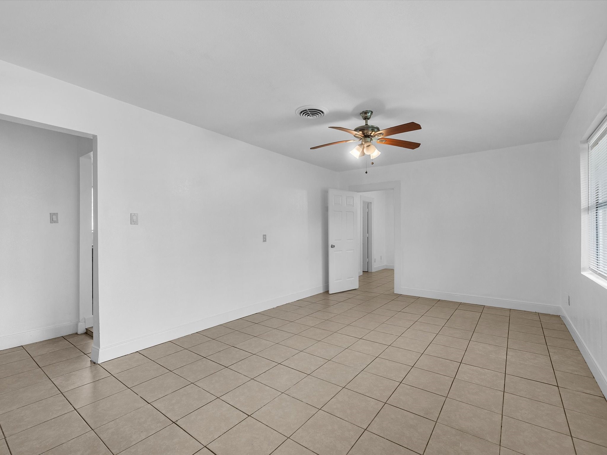 838 Rosewick Street Houston, TX 77015 - Photo 2 of 12