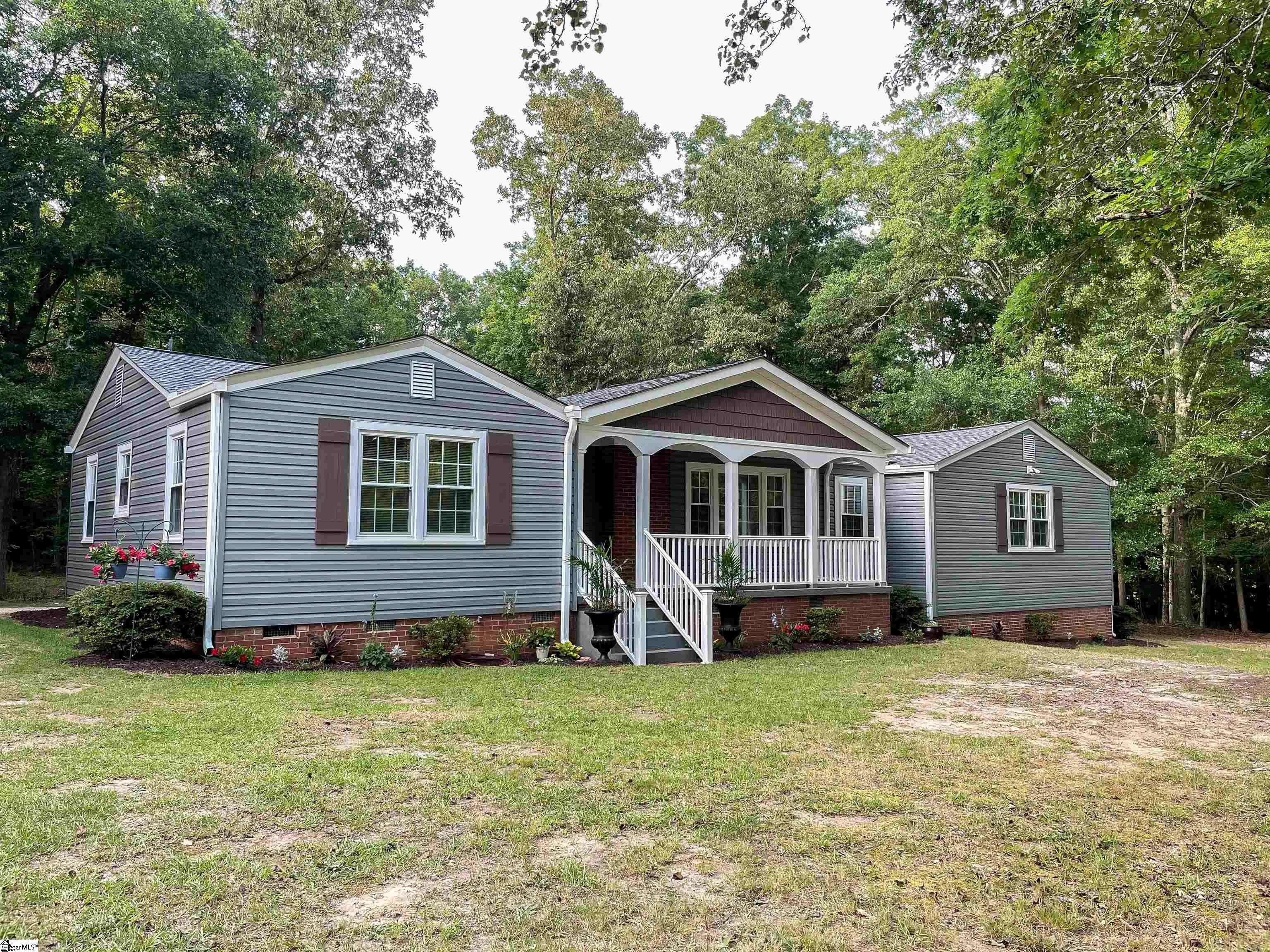 708 Shiloh Church Road Piedmont, SC 29673 - Photo 3 of 32 Gallery Image 3