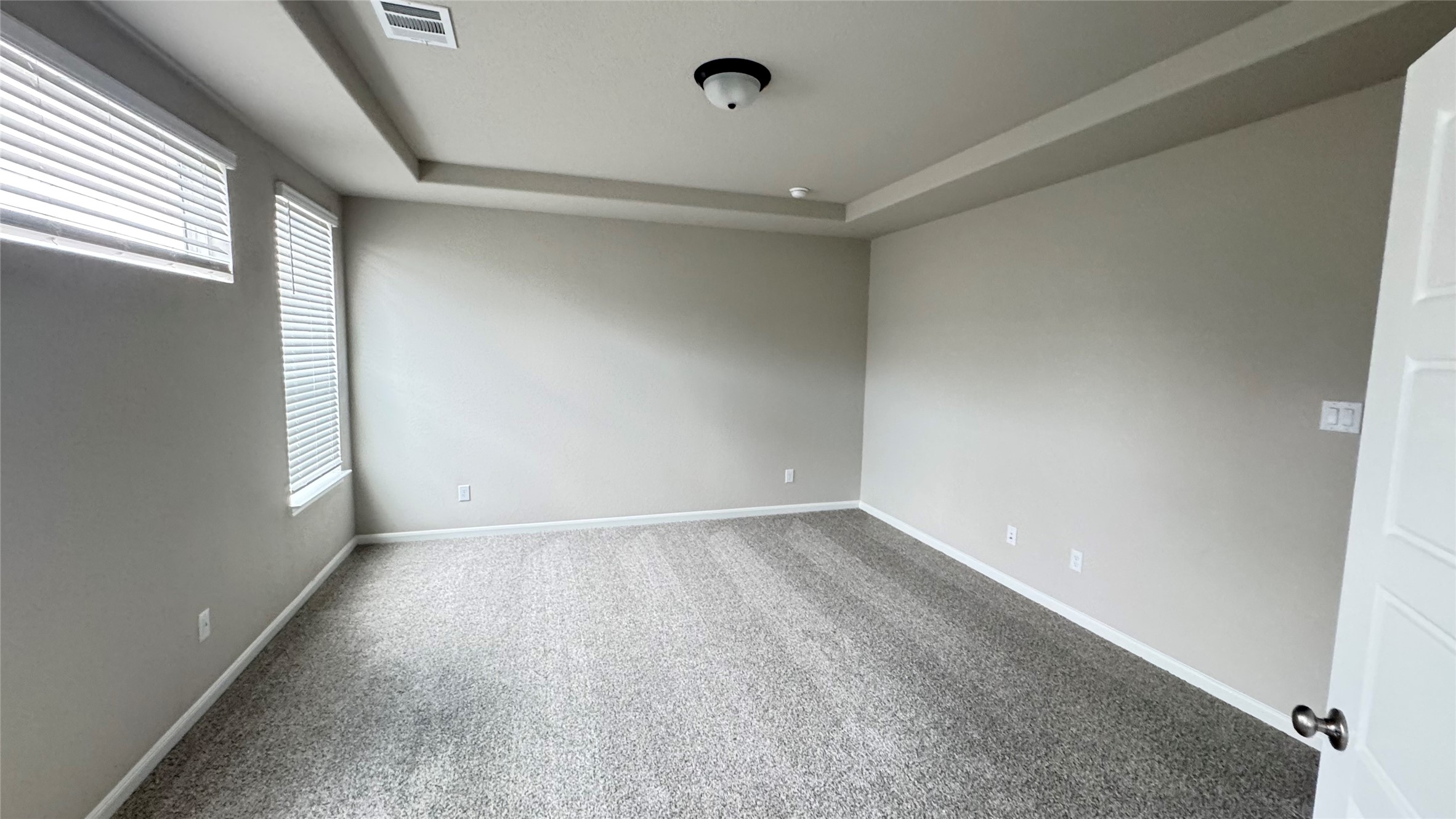 3005 Manor Heights Lane Houston, TX 77063 - Photo 26 of 35 an empty room with a empty space and a window