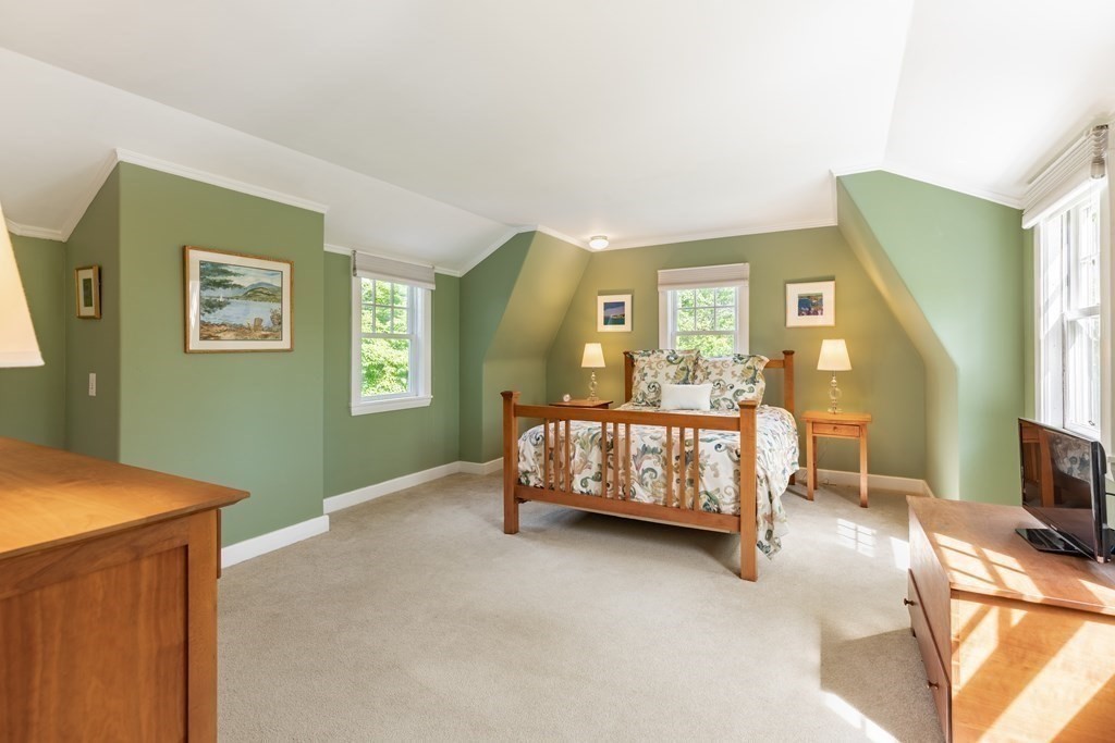 36 West Side Road Milton, MA 02186 - Photo 28 of 34 Gallery Image 28