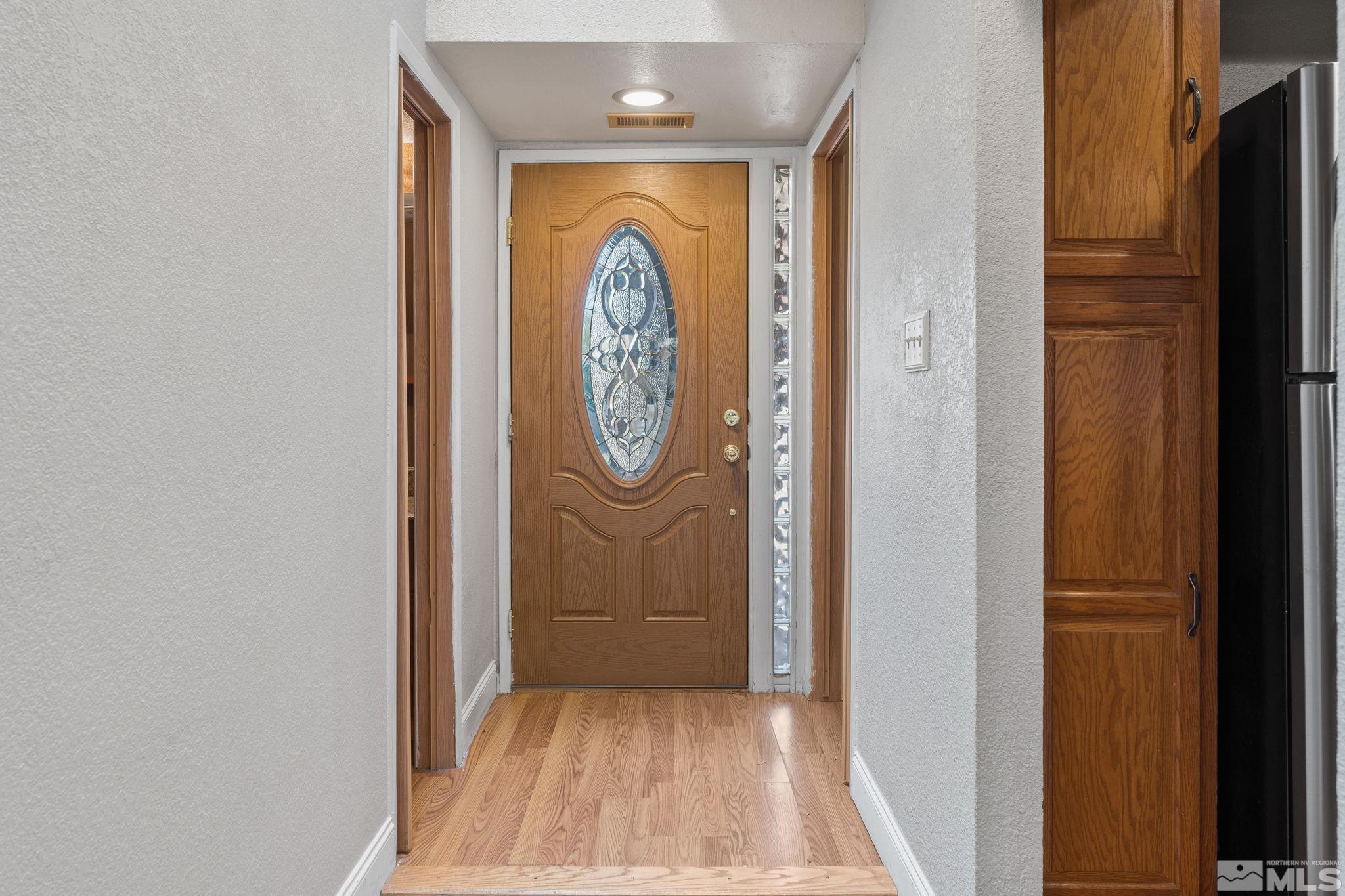 4185 Baker Lane Reno, NV 89509 - Photo 18 of 29 a view of a hallway with entryway